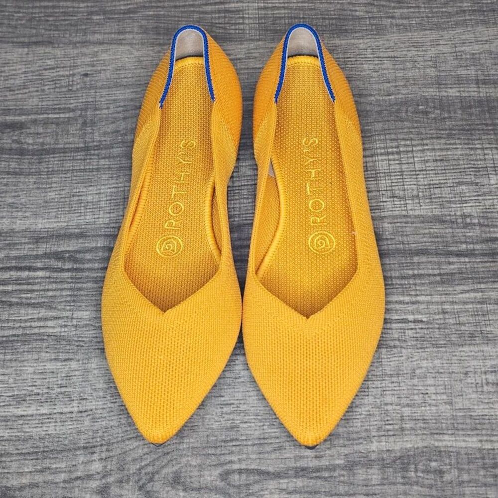 Rothy's US 7 point toe flats yellow EUC
